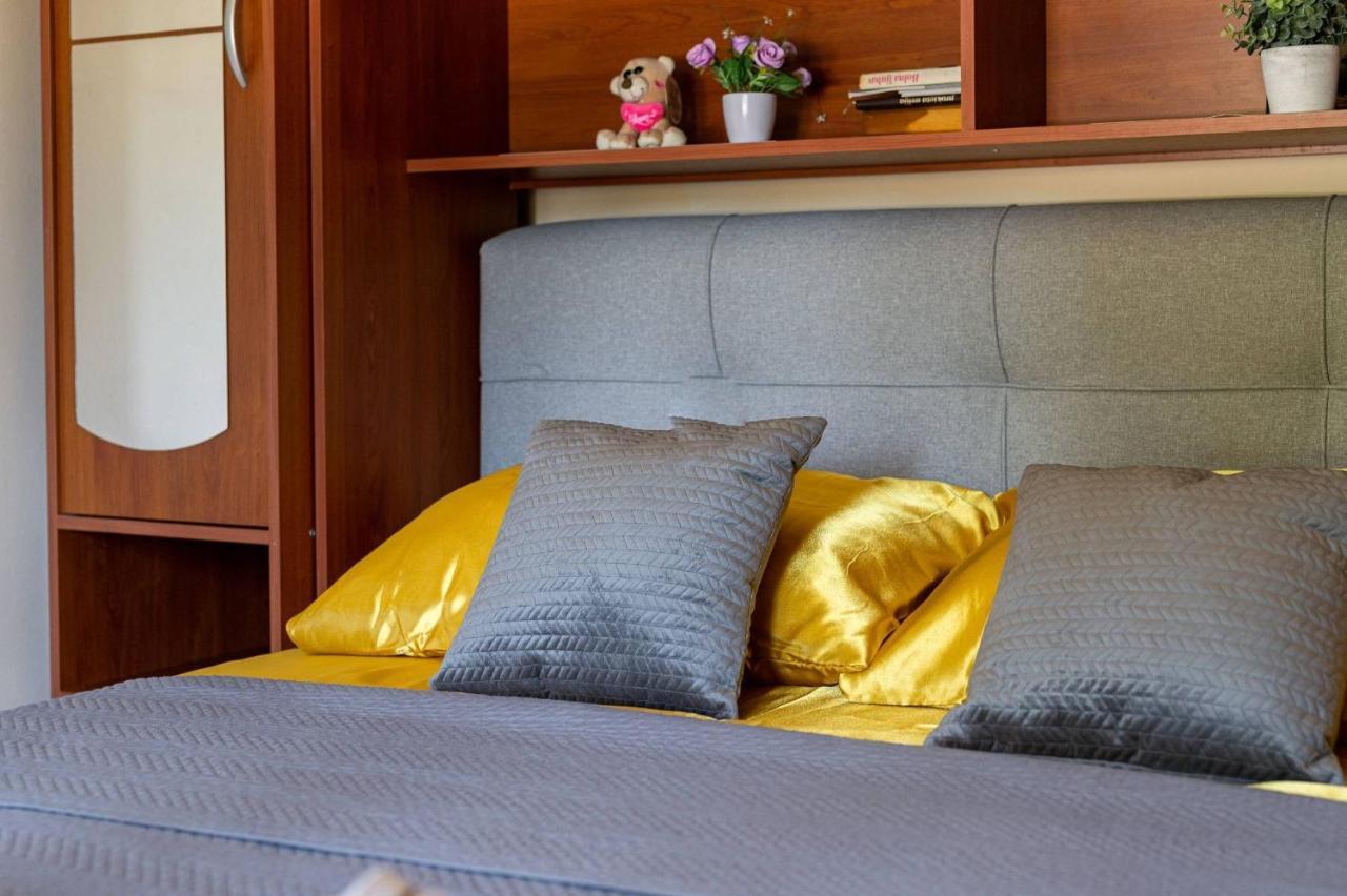 Apartment Lotus Trogir Ngoại thất bức ảnh
