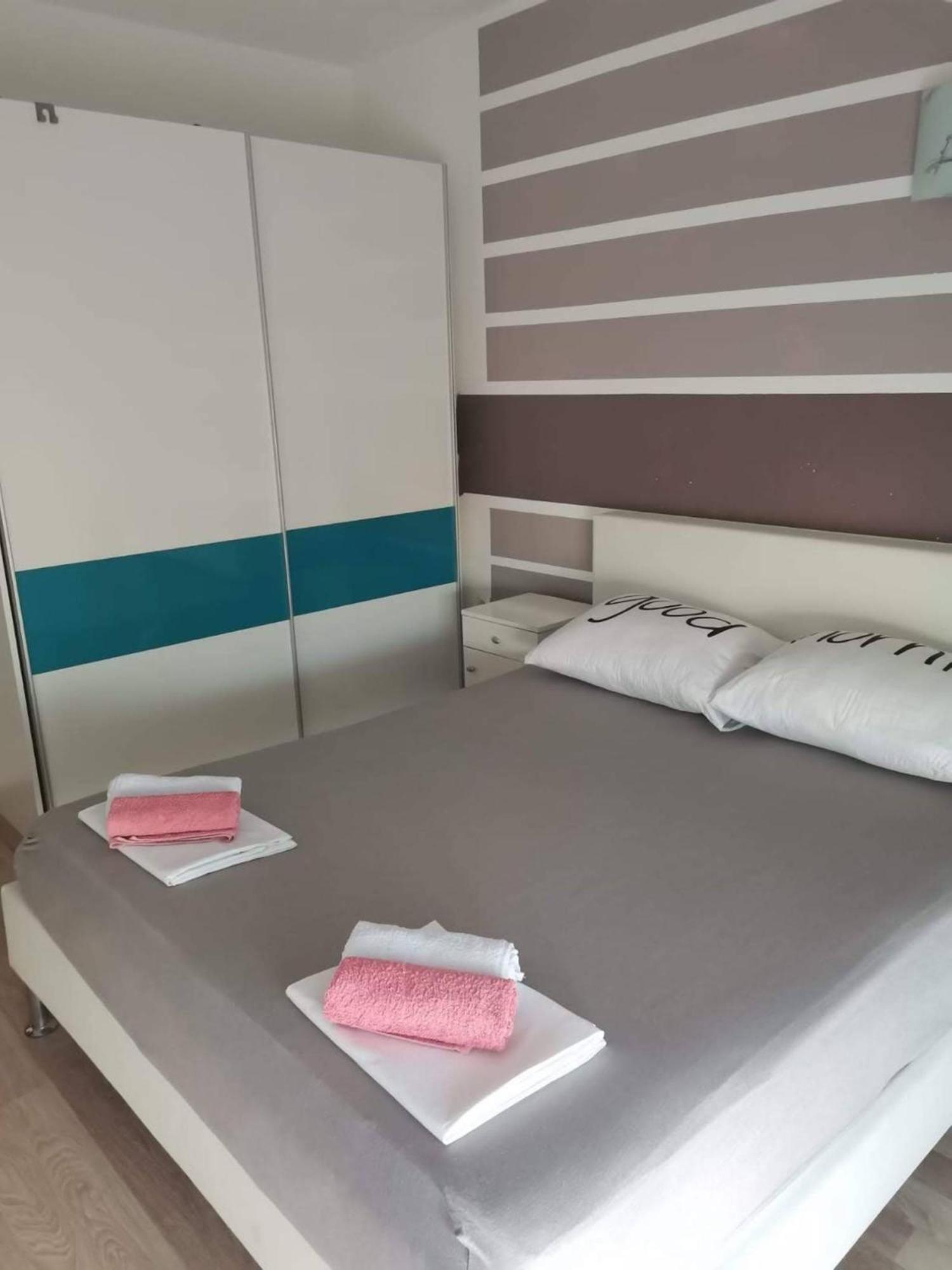 Apartment Lotus Trogir Phòng bức ảnh