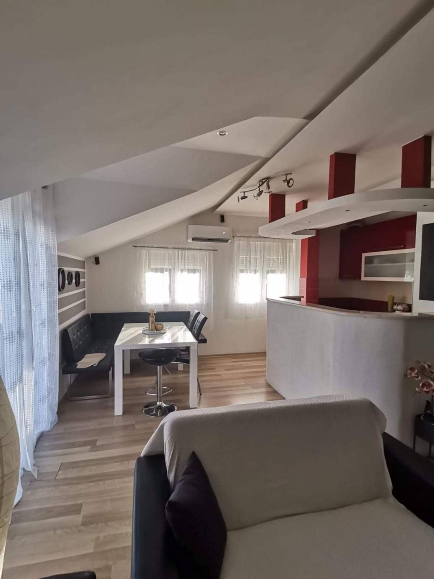 Apartment Lotus Trogir Phòng bức ảnh